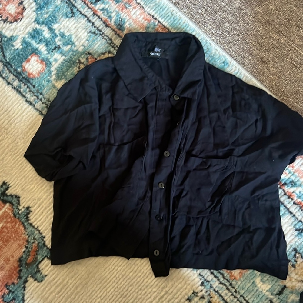 Cropped button up